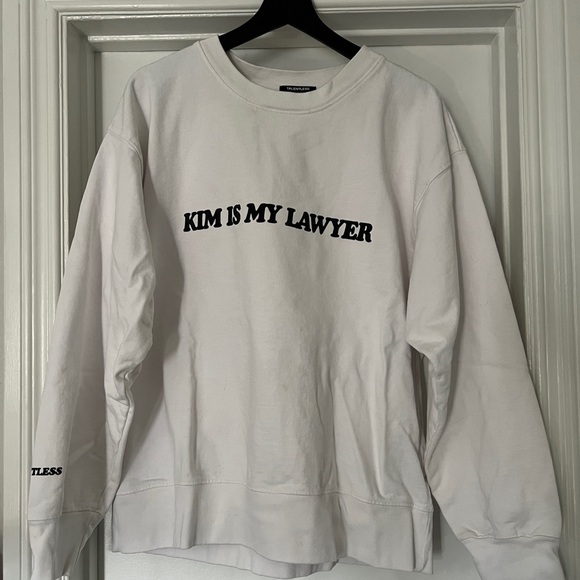 Talentless ‘Kim is my Lawyer’ Crewneck (White) - Picture 3 of 4